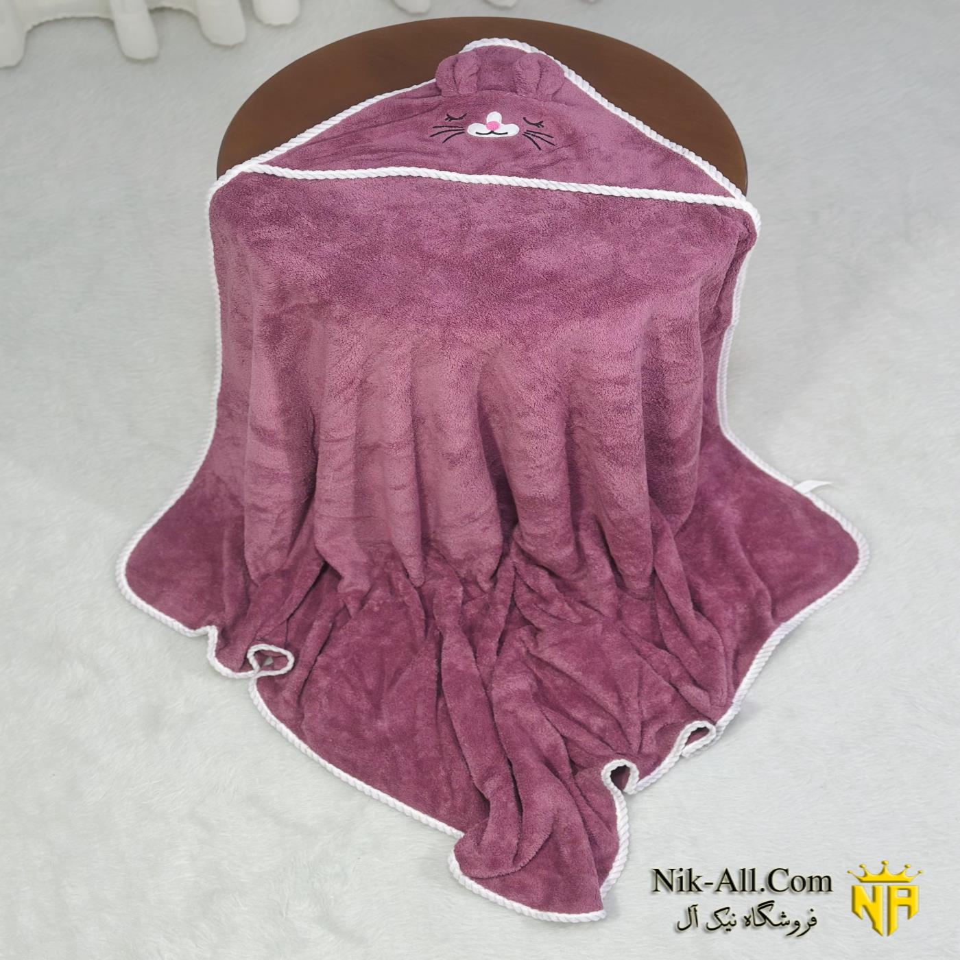 حوله نوزادی کلاه دار 