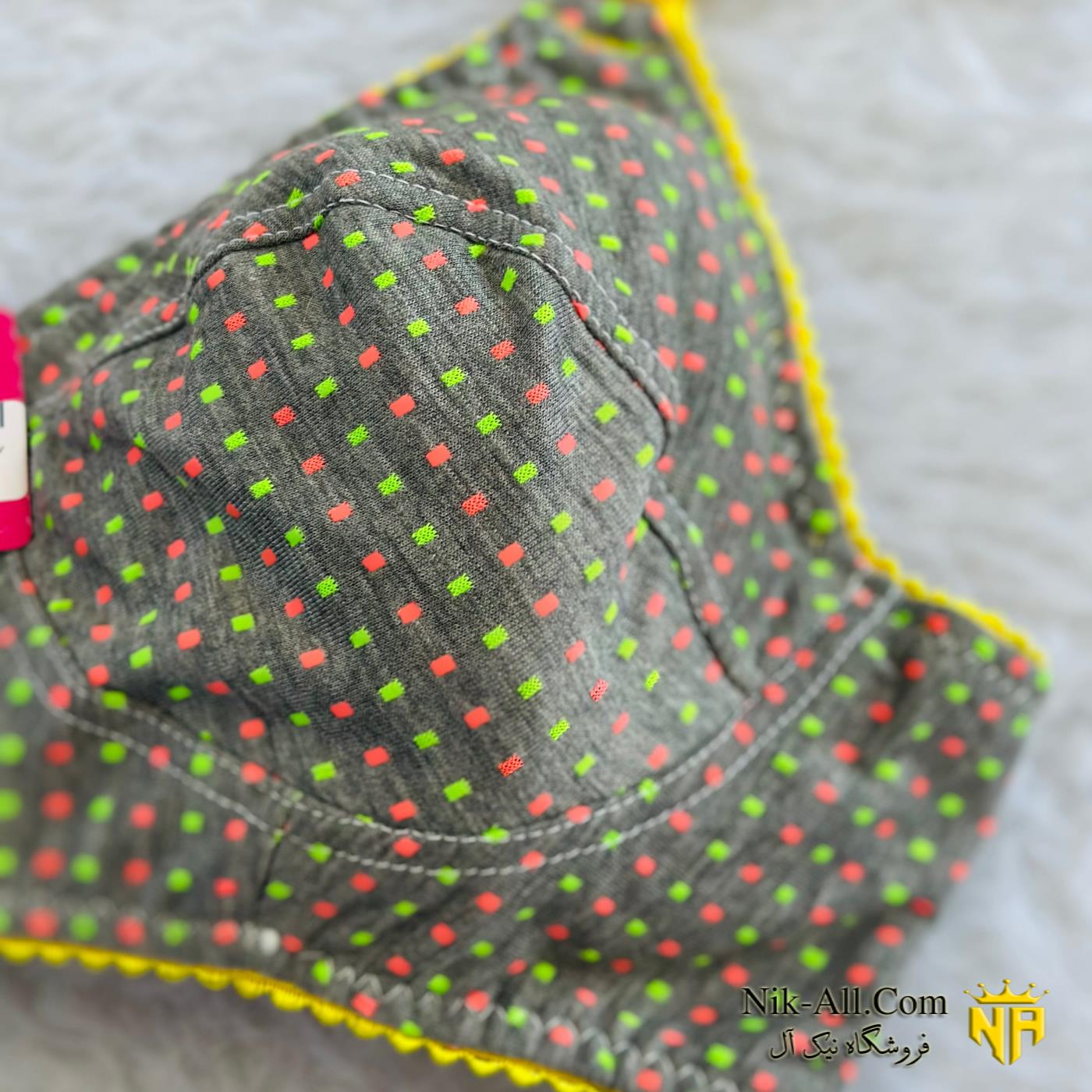 سوتین خال دار توسی ثنا