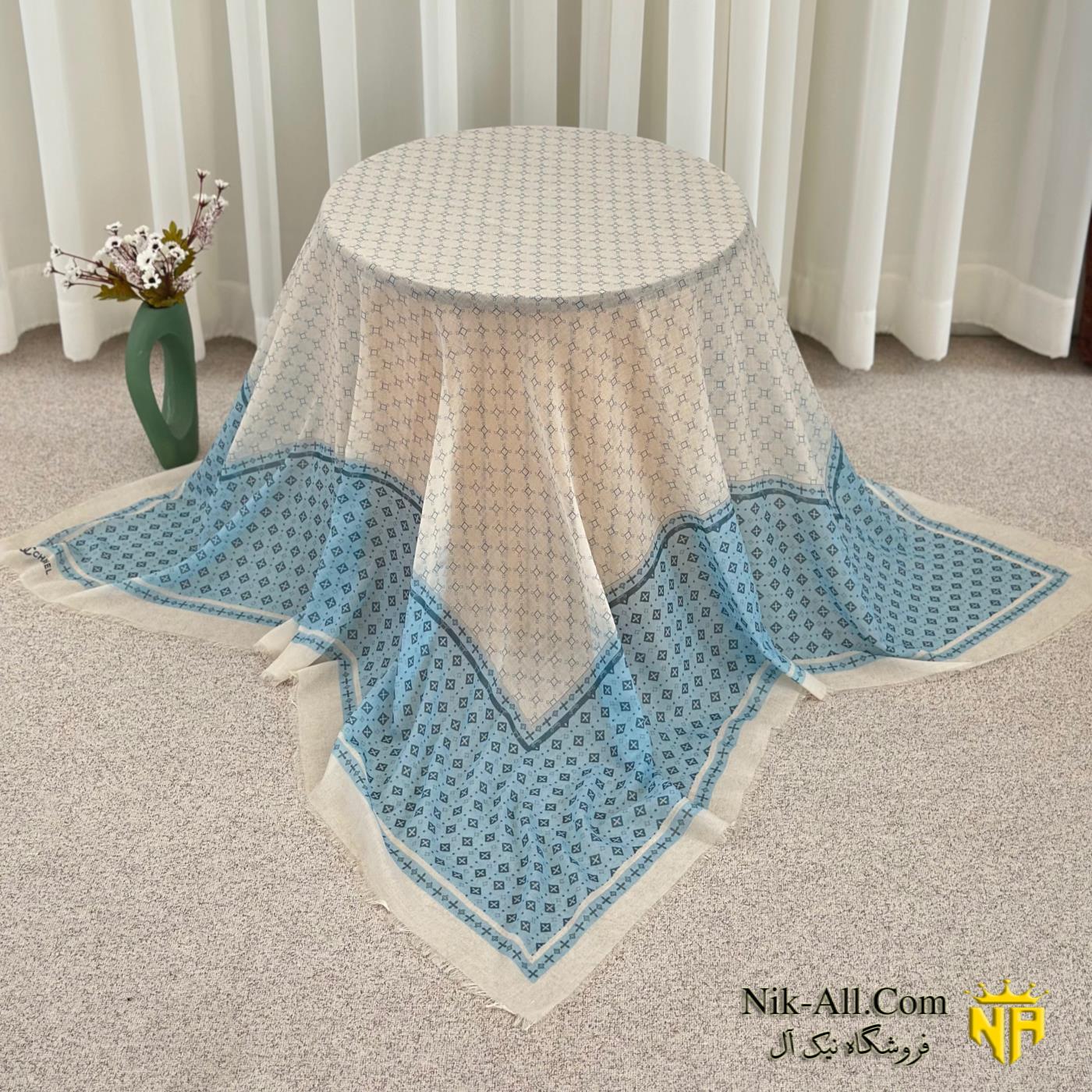 روسری ایریشمی طرح لوزی 