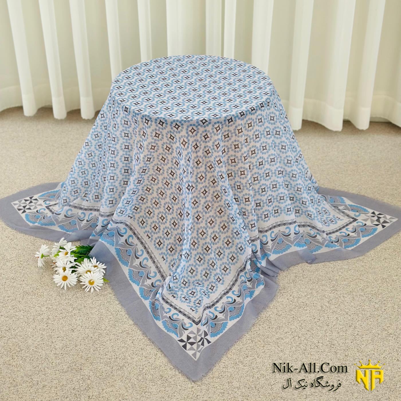 روسری ابریشمی طرح گل 