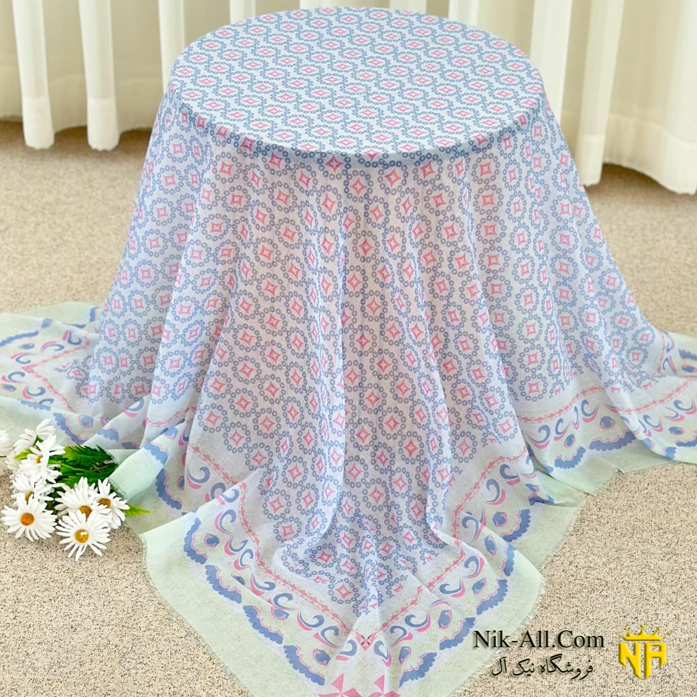 روسری ابریشمی طرح گل 