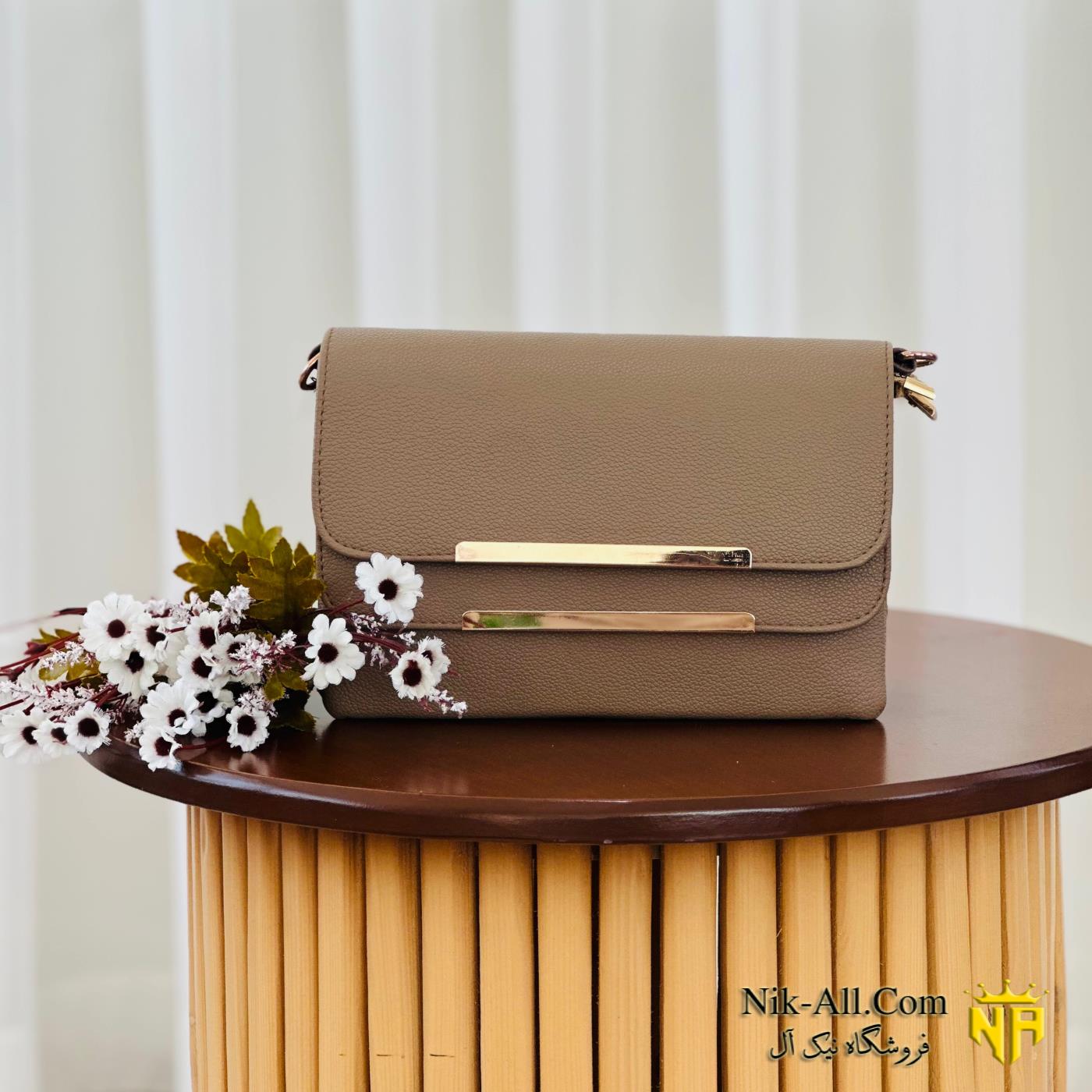 کیف دستی کتابی