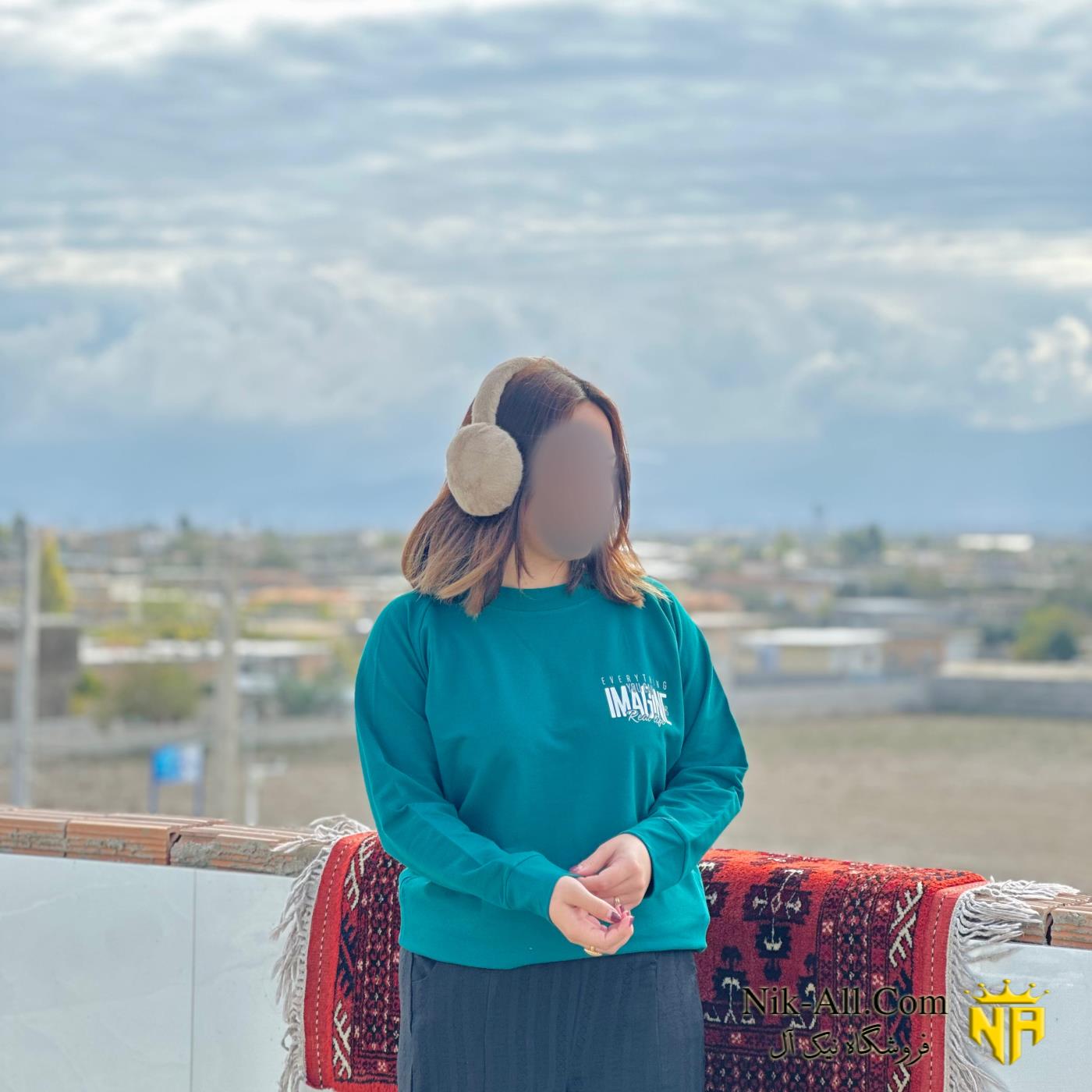 دورس یقه گردبلند