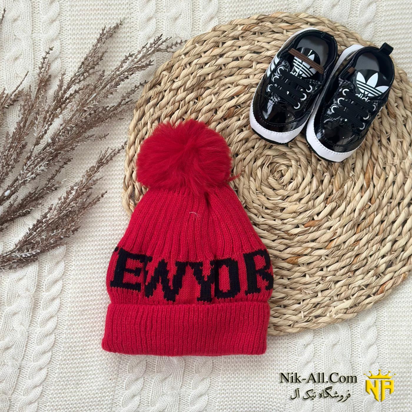 کلاه بافت حروف 