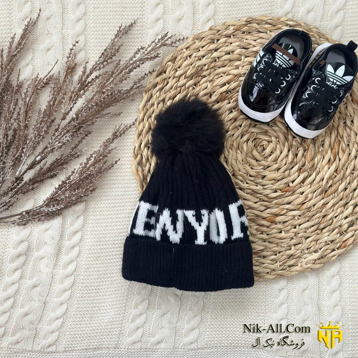 کلاه بافت حروف 