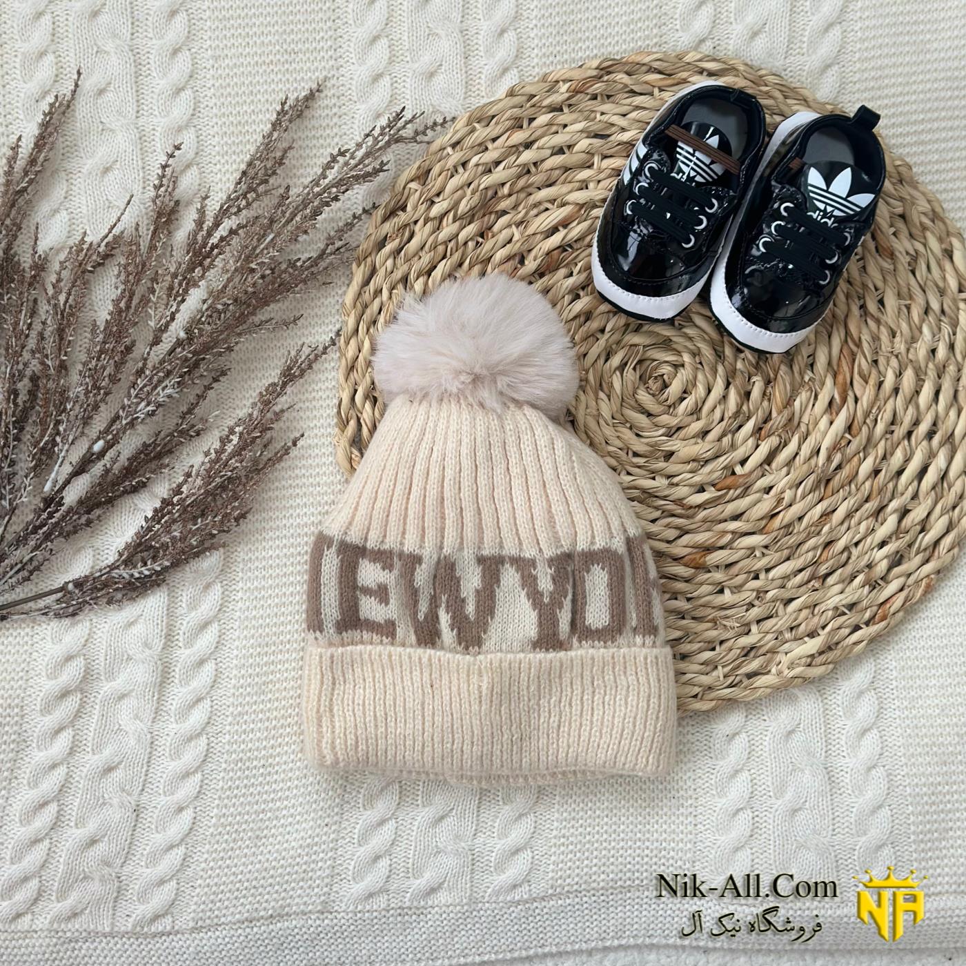 کلاه بافت حروف 