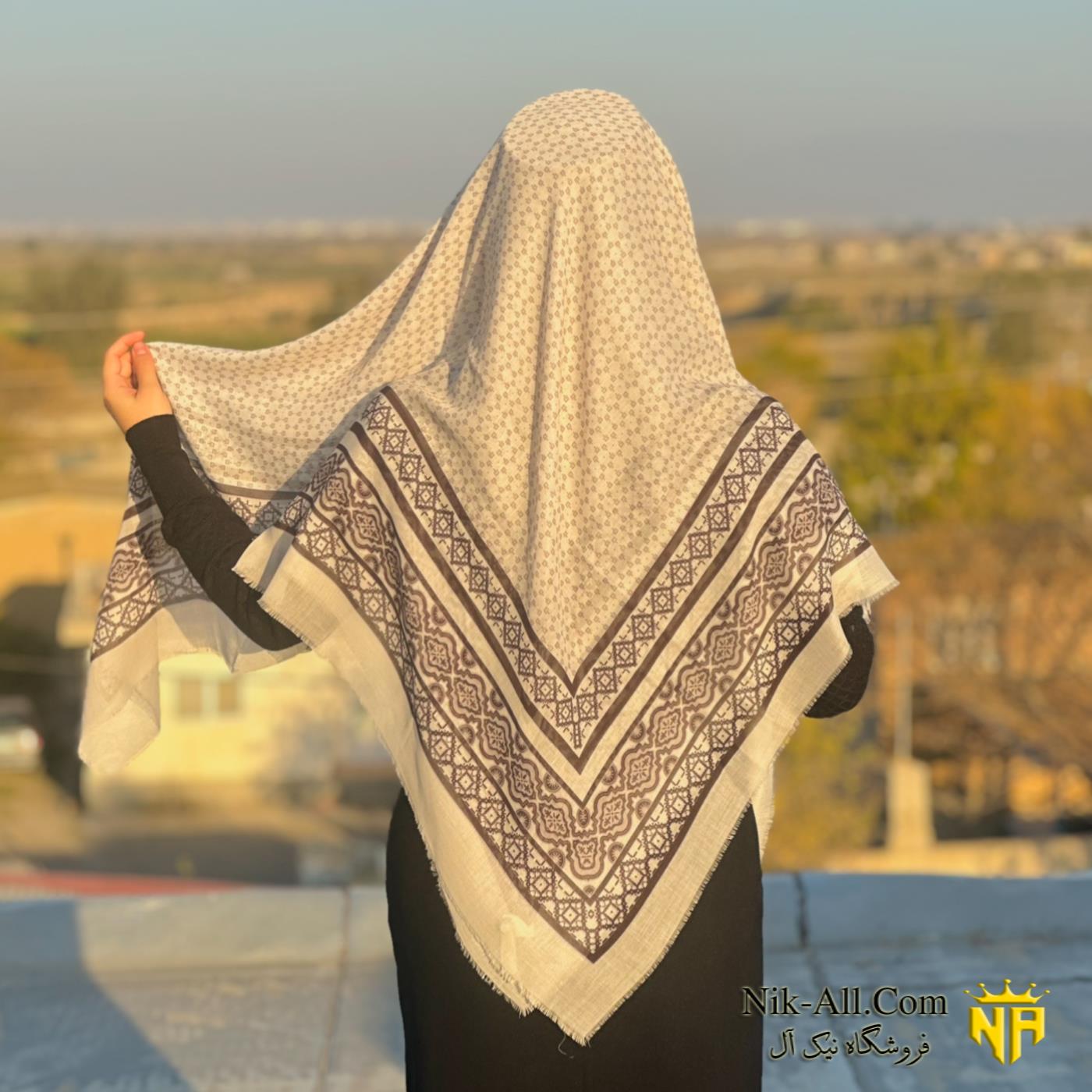 روسری ابریشمی لوزی 